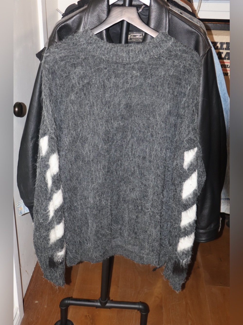 Off-White Black and White Arrow Mohair Crewneck Sweater - Picture 5 of 10